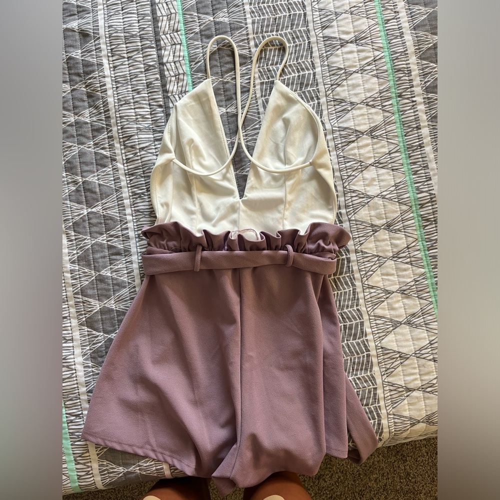Backless Romper - Picture 4 of 5